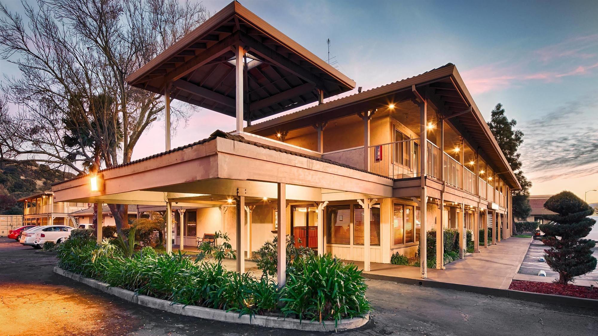 Best Western Cordelia Inn Exteriér fotografie
